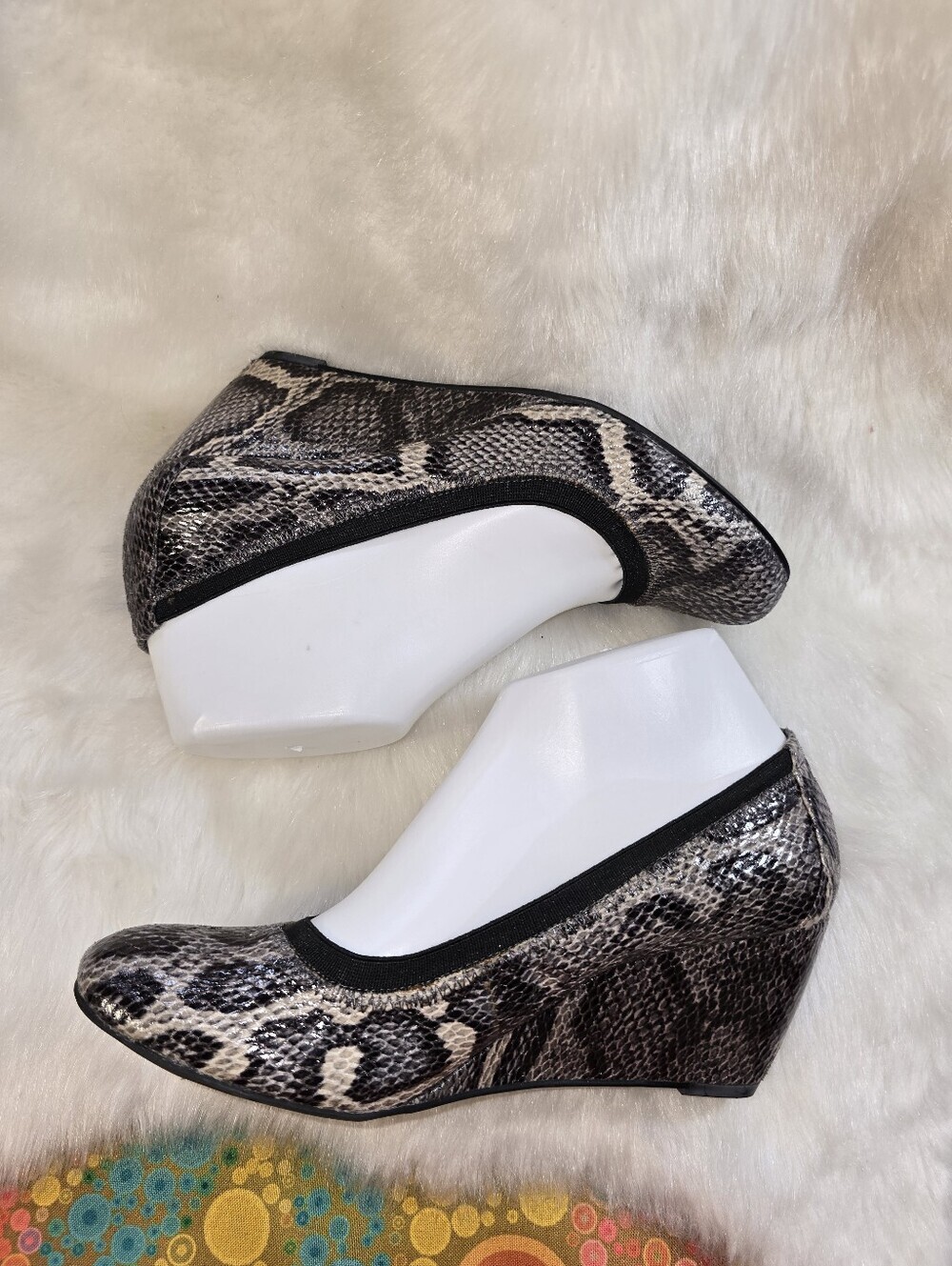 BCBGeneration Nalisa Women’s Snake-Print Wedge Pumps - Black/Gray